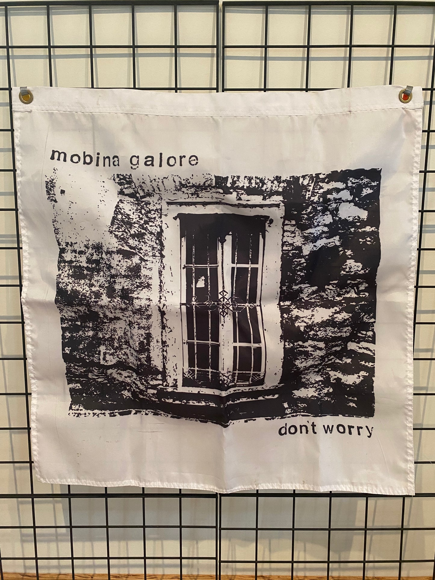 Mobina Galore - Flag